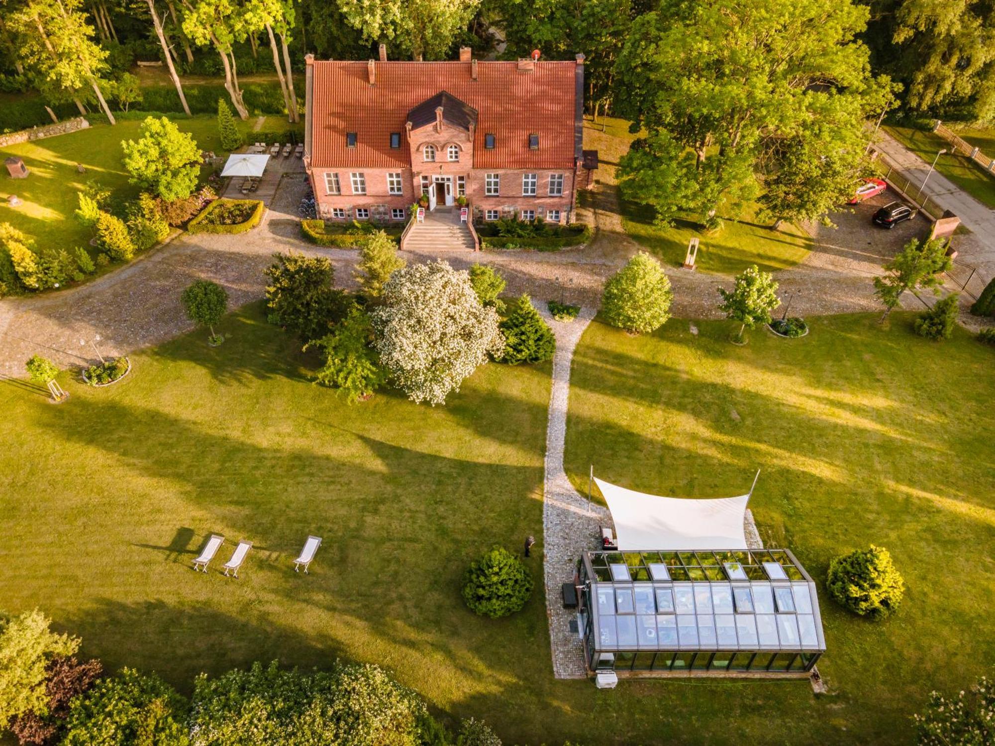 Gutshof Falkenhagen Falkenhagen  Rom bilde